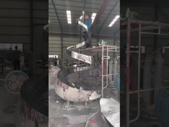 Wasser-Brunnen-Skulptur