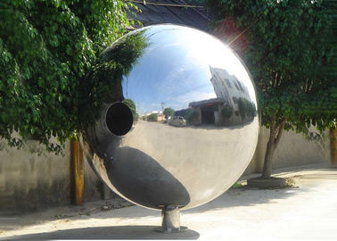 Ein guter Preis. Poliermetallskulptur-Edelstahl-im Freien dekorative Bälle für Yard-Dekoration Online