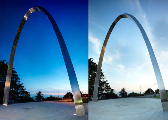 Ein guter Preis. Moderne Edelstahl-Skulptur-Bogen-Skulptur im Freien für städtische Dekoration Online