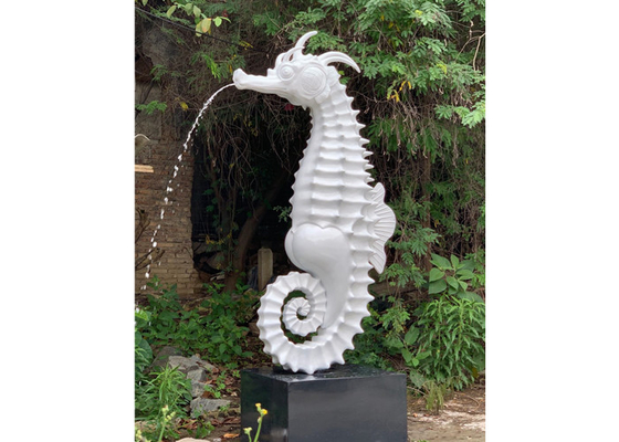 Ein guter Preis. Zeitgenössischer Seahorse-Garten-Brunnen-Fiberglas-Skulptur fertigte im Freien besonders an Online