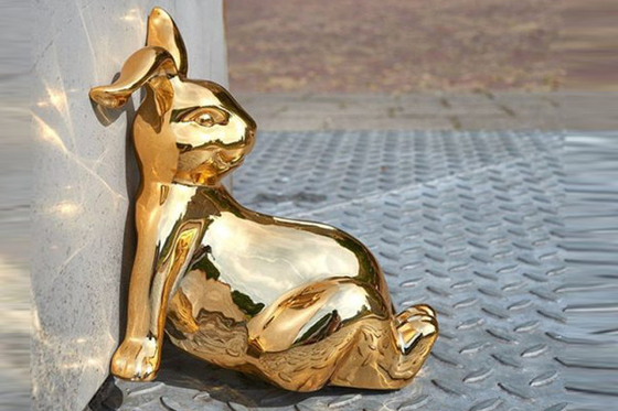Ein guter Preis. Spiegel Gold Edelstahl Kaninchenskulptur Moderne Außendekoration Online
