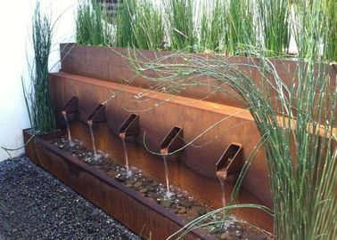 Ein guter Preis. Äußere Stahlwasser-Eigenschafts-einzigartiger Entwurf Metall-Corten für Hotel-Yard Online