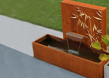 Ein guter Preis. Stahlwasser-Eigenschaft quadratischer Rost Corten mit kundengebundenen Größen LED Lichter Online