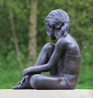 Modern Garden Metal Bronze Figurative Sculpture Public Art Decoration