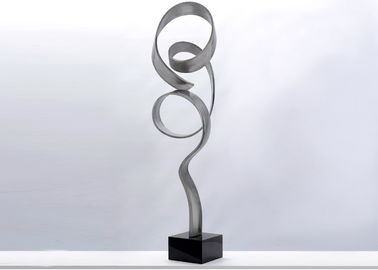 Ein guter Preis. Dekorative Hauptmetallband-Skulptur, asphaltieren Skulptur-Zusammenfassung im Freien Online