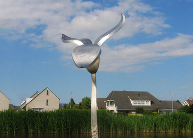 Große moderne Metallblumen-Skulptur, Garten-Kunst und Skulptur-Gewohnheits-Farbe