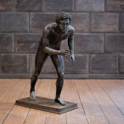 Ein guter Preis. Handgefertigte Bronze-Athleten-Skulptur - Sprinter in Startposition, figurative Kunst Online