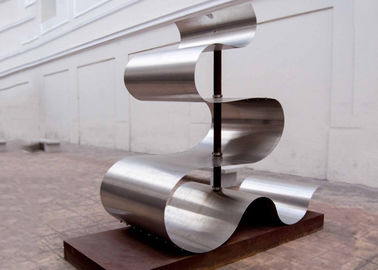 Ein guter Preis. Polieredelstahl-Metallskulptur für zeitgenössische Stärke der Stadt-2.5mm Online