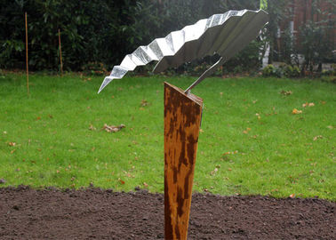 Ein guter Preis. Freie stehende abstrakte Garten-Skulptur, Dekorations-große Skulptur im Freien Online