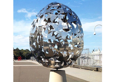 Ein guter Preis. Ei-hohle Form-Edelstahl-Skulptur, Metallball-Skulptur-Korrosionsbeständigkeit Online