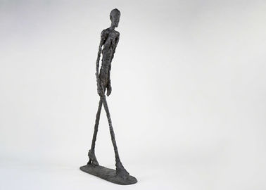 Ein guter Preis. Lebensgroße Yard-Kunst gestaltet moderne Arbeits-gehende Mann-Bronzeskulptur durch Giacometti Online