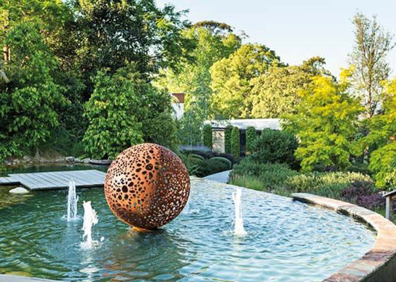 Ein guter Preis. Rusty Corten Steel Hollow Ball-Skulptur für Garten Online