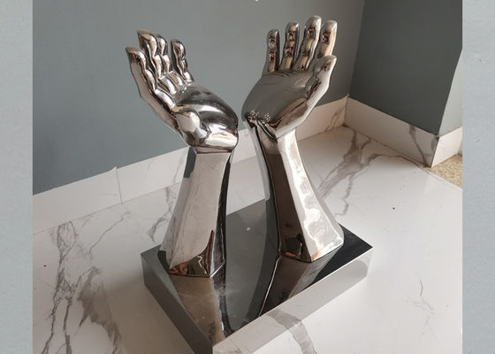 Zeitgenosse-Edelstahl-Metallhandskulptur der Höhen-51cm für Innendekor